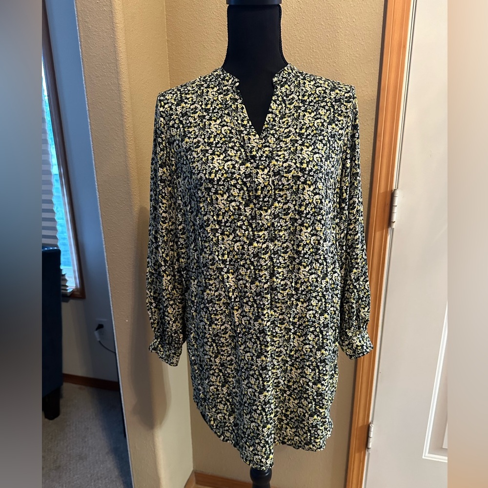 H&M floral tunic blouse size XS